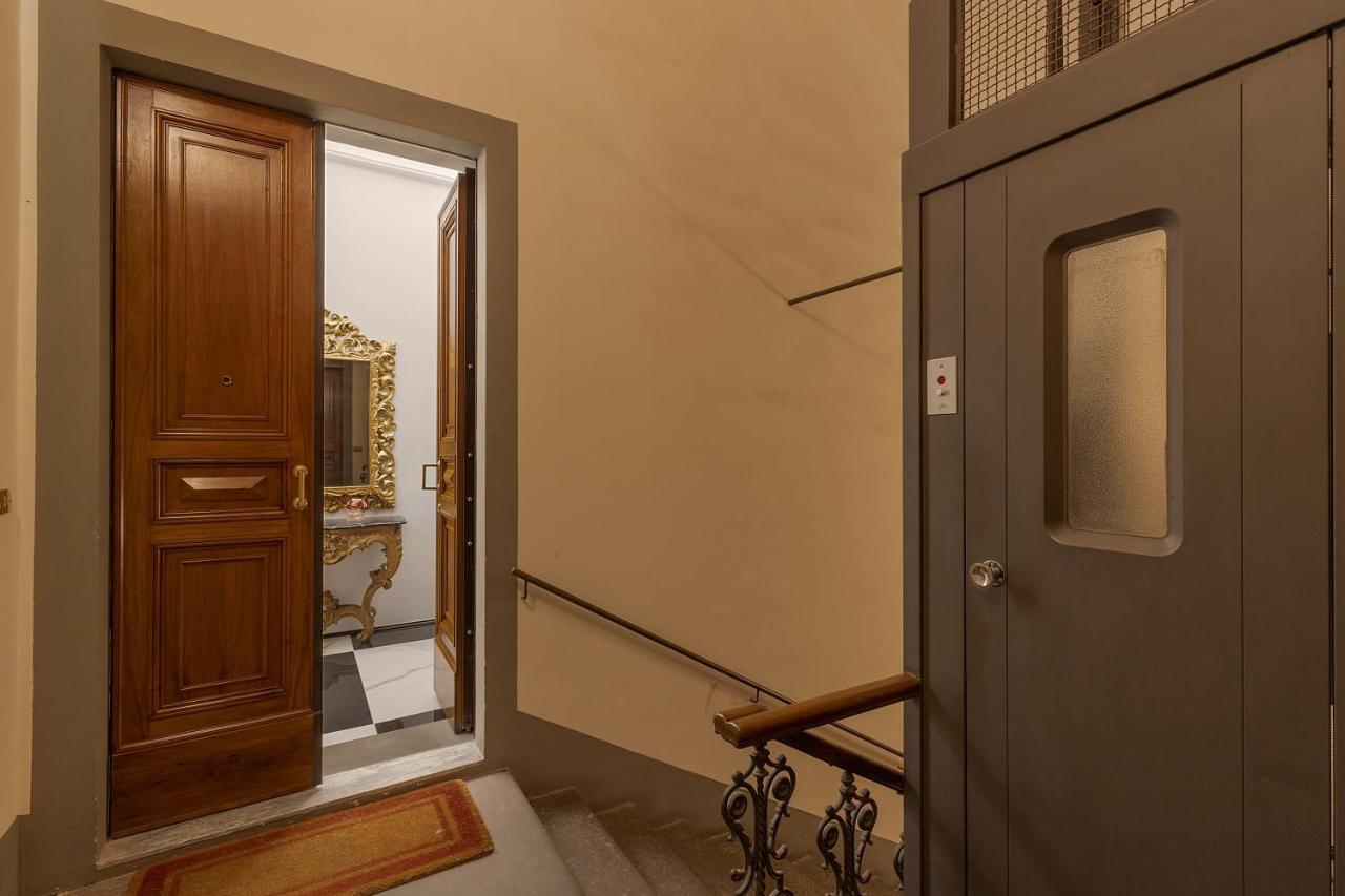 Cavour 83 Prestige House By 360Rentals Florence Buitenkant foto